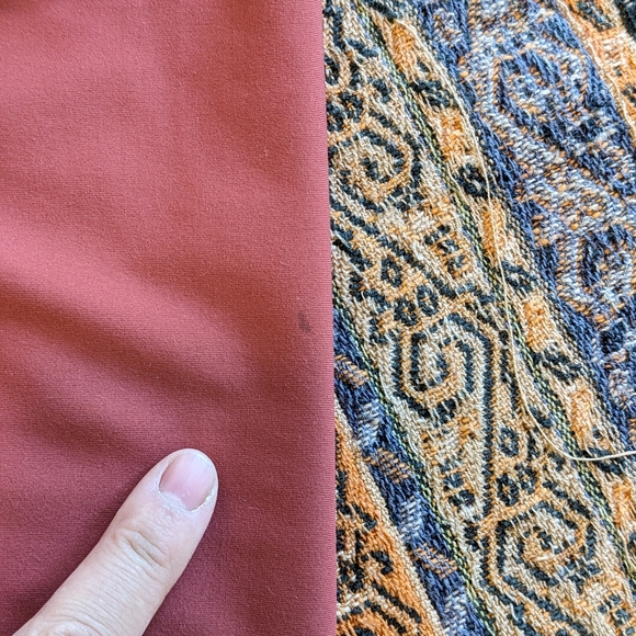 Old Navy Extra High-rise Bike Shorts - Picture 4 of 4